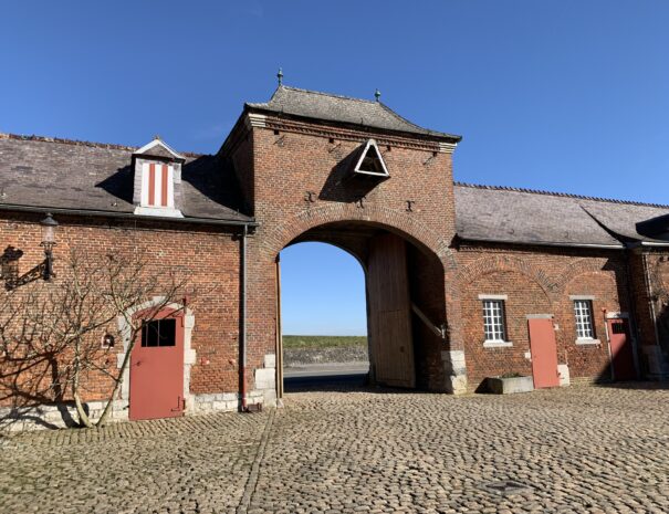 Le porche d'entrée