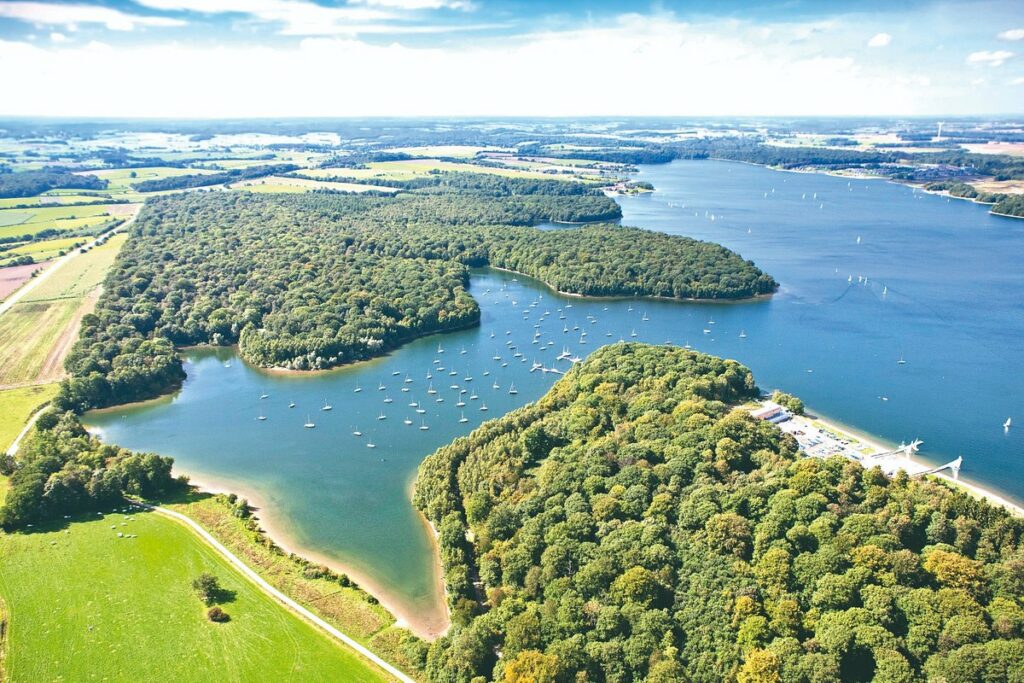 Le lac de la plate taille - Vue aérienne